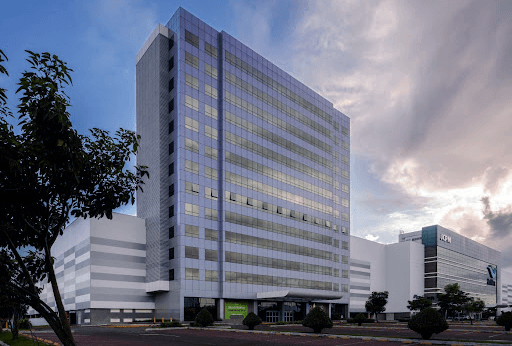 Capa de Giant Hub Inc